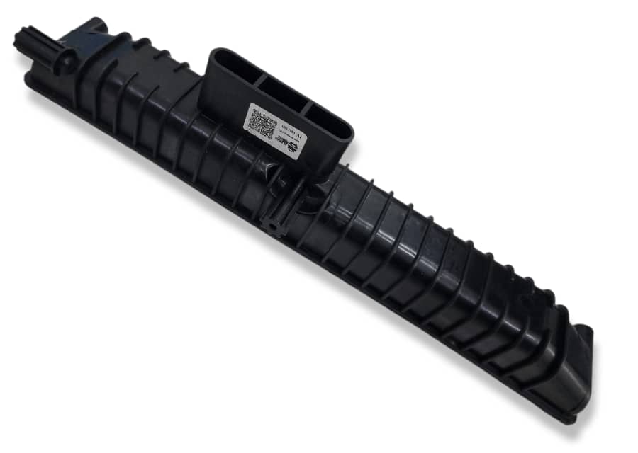 TANQUE PLASTICO IZQUIERDO RADIADOR DE AGUA IVECO DAILY