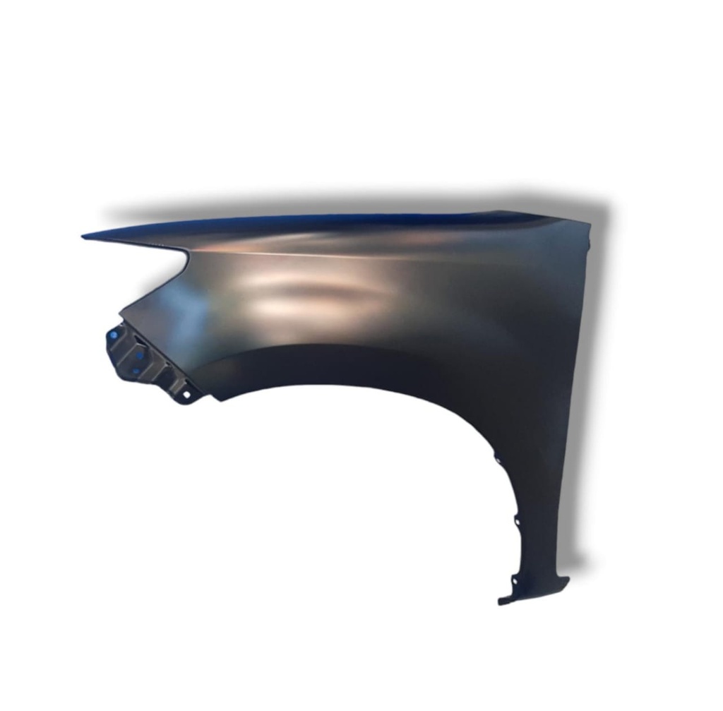 GUARDAFANGO DELANTERO IZQUIERDO TOYOTA HILUX 2.7Lts. 2012 - 2016