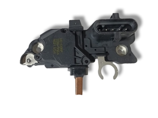 [F00M144119] REGULADOR ALTERNADOR BOSCH 24Volts. 5 PINES IVECO EURO TRAKKER "USO TALLER"
